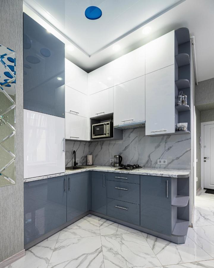 Rynok Square city center 2 bedroom apartment! Lviv Buitenkant foto
