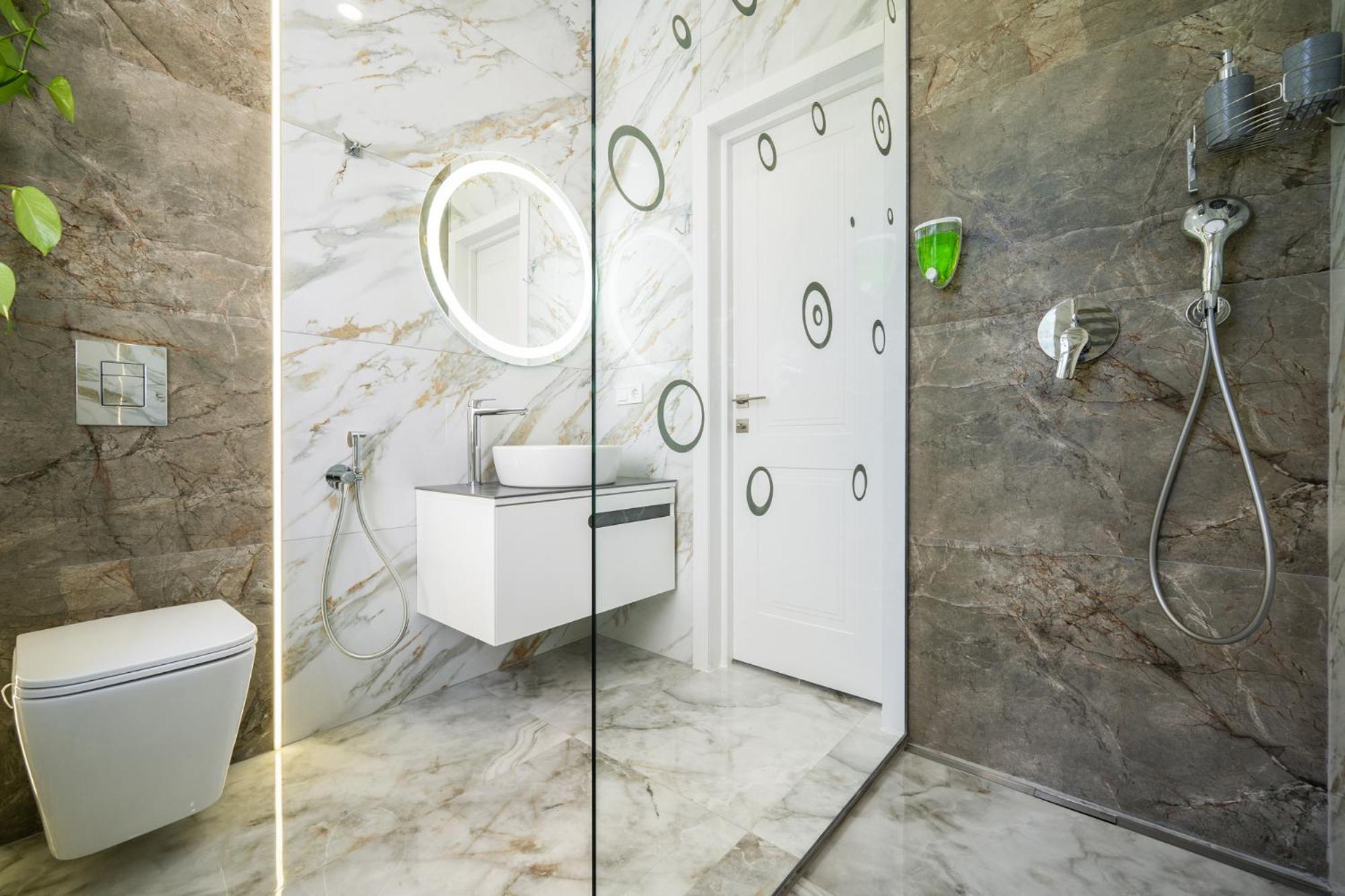 Rynok Square city center 2 bedroom apartment! Lviv Buitenkant foto